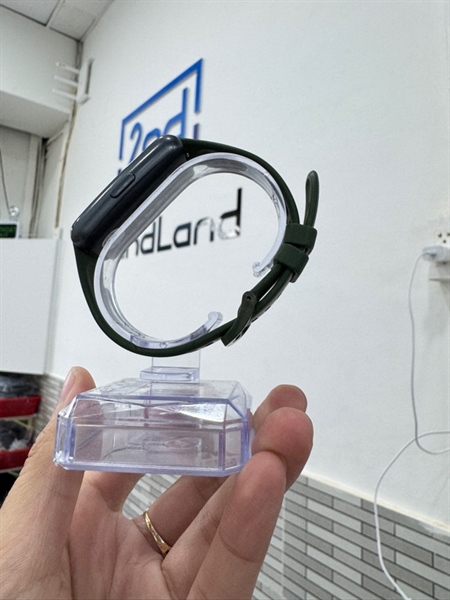 Đồng hồ Huawei Band 7 - Màu đen - Ngoại hình: 98% - Màn xước mèo - Body, kèm sạc 2