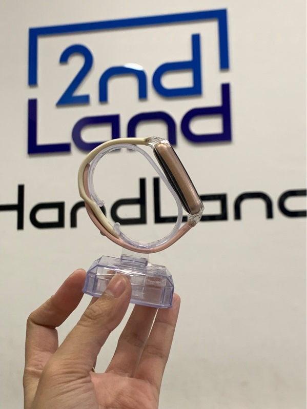 Đồng hồ Huawei band 7 - Màu hồng - Ngoại hình: 97% - Màn trầy - Kèm sạc