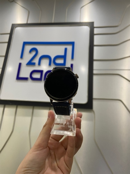 Đồng hồ Huawei Watch GT3-B96 - Model MIL-B19 - Màu đen - Ngoại hình: 97% - Mặt lưng phai hết thông tin, mặt kính xước nhẹ - Kèm sạc