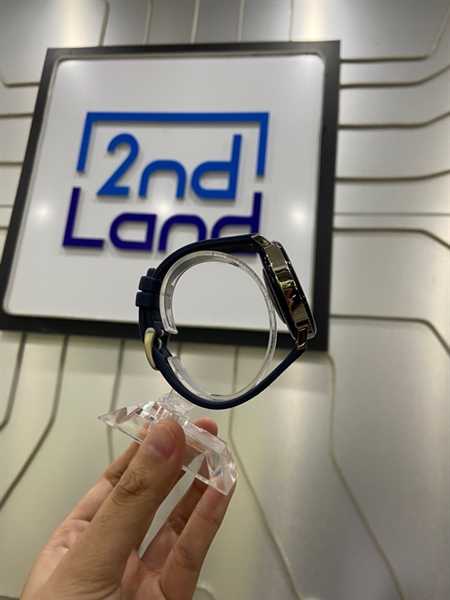 Đồng hồ Huawei Watch GT3-B96 - Model MIL-B19 - Màu đen - Ngoại hình: 97% - Mặt lưng phai hết thông tin, mặt kính xước nhẹ - Kèm sạc 1