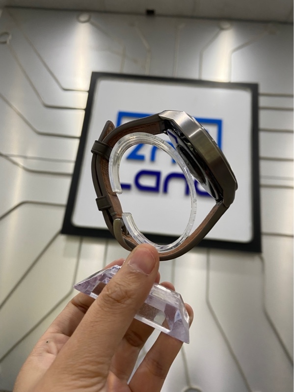 Đồng hồ Huawei Watch GT3 Pro - Màu bạc - Ngoại hình: 98% - Kèm Box + sạc