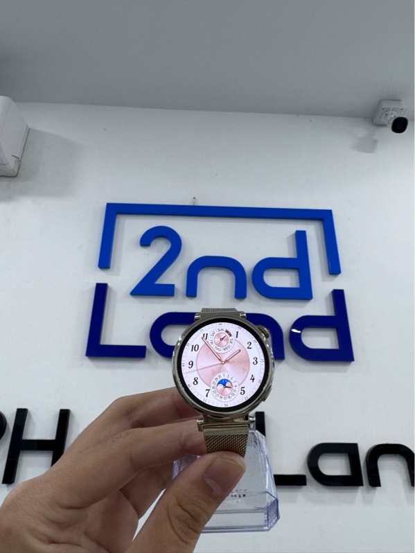 Đồng hồ Huawei Watch GT5 - 46mm - Màu vàng - Ngoại hình 97% - Mặt kính xước rõ, Mặt sau trầy, Viền và dây trầy - Fullbox