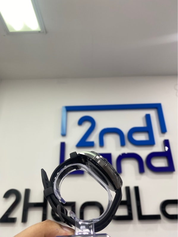 Đồng hồ Huawei Watch GT6 - Màu đen - Ngoại hình: 98% - FullBox
