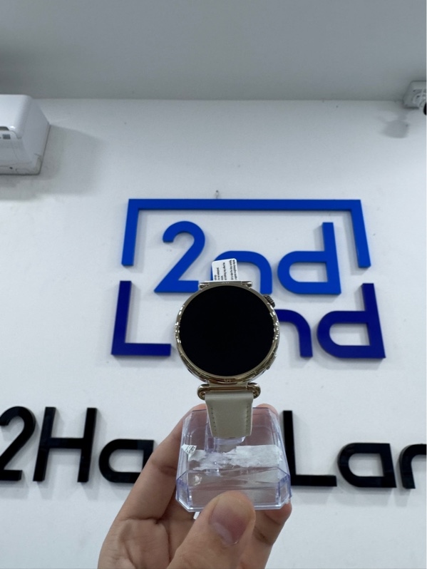 Đồng hồ Huawei watch GT6 - Màu gold - Ngoại hình 99% - Fullbox