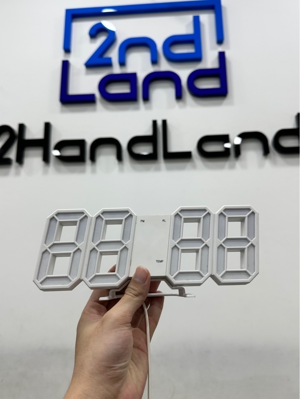 Đồng hồ led 3D để bàn Noname - Màu trắng - Ngoại hình 97% - Body