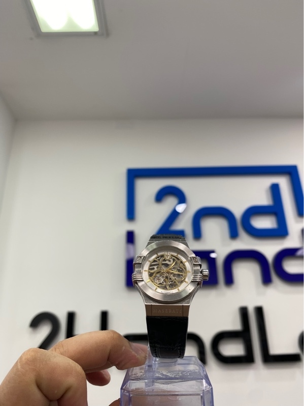 Đồng hồ Maserati Potenza Automatic Skeleton - 35mm - Màu bạc - Ngoại hình: 97% - Cấn trầy viền, da cá sấu nức nhẹ - Kèm Box - 2 dây cao su