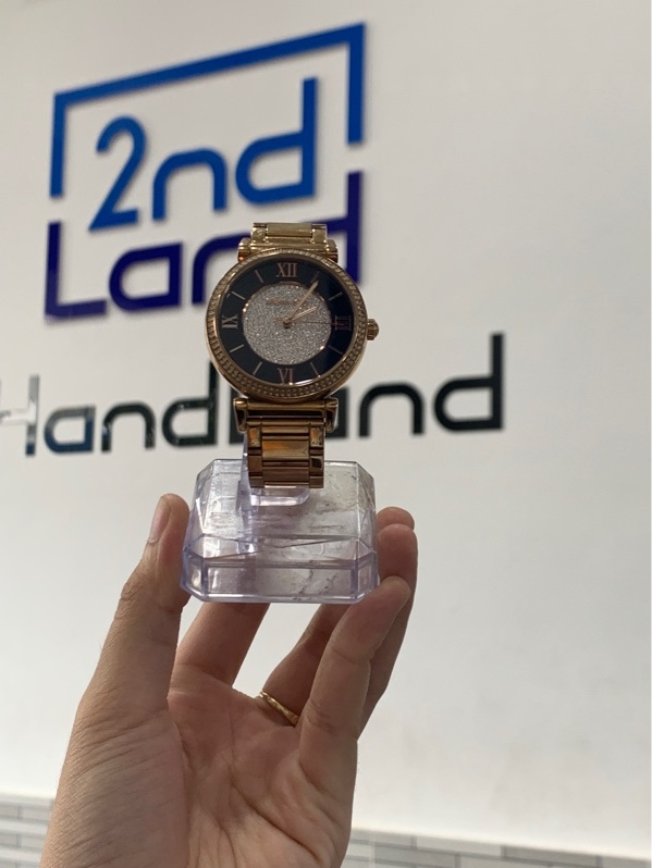 Đồng hồ Michael Kors Catlin MK3339 - Màu vàng - Ngoại hình: 97% - Mặt trầy - Body