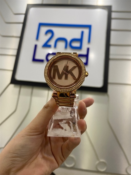 Đồng hồ Michael Kors - MK-5865 - Màu vàng - Ngoại hình: 97% - Xước kính viền, đế xước - Body