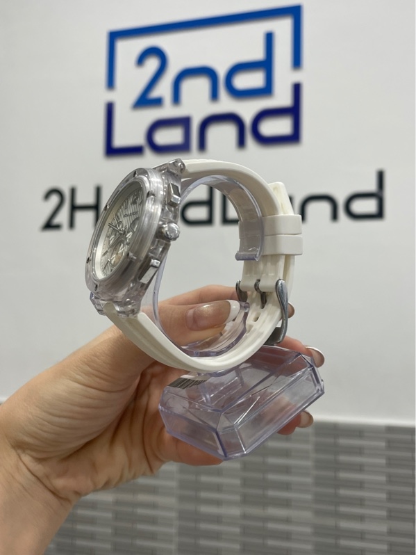 Đồng hồ Michael Kors MK-8957 - Màu trắng - Ngoại hình: 97% - Body