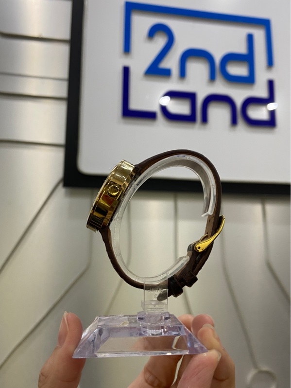 Đồng hồ Michael Kors MK2575 - 39mm - Màu vàng gold - Ngại hình: 97% - Kính trầy - Body