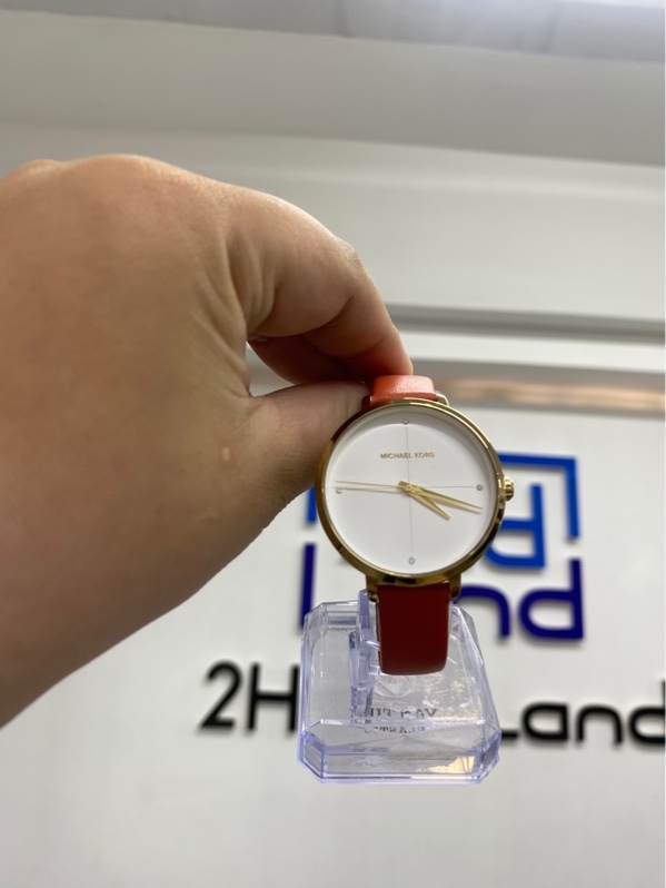 Đồng hồ Michael Kors MK2837 - 38mm - Màu vàng - Ngoại hình 97,5% - Body