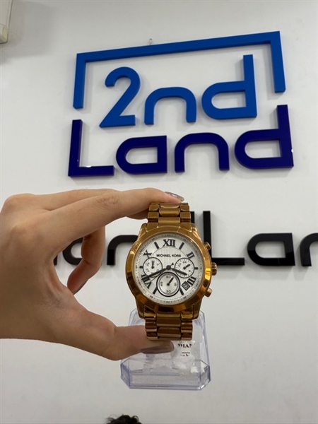 Đồng hồ Michael Kors MK5929 - Màu vàng - Ngoại hình 96% - Trầy xước nhiều - Body