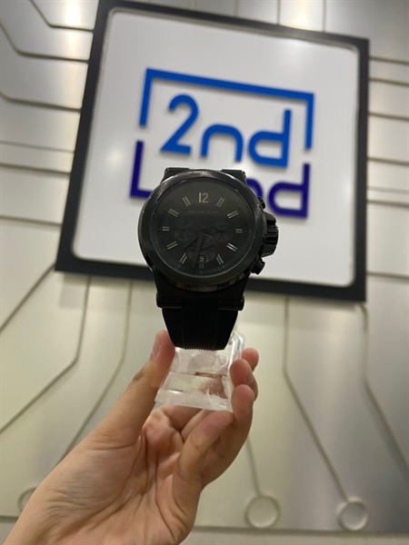 Đồng hồ Michael Kors MK8152 - Size 48mm - Màu đen - Ngoại hình: 97% - Kèm Box