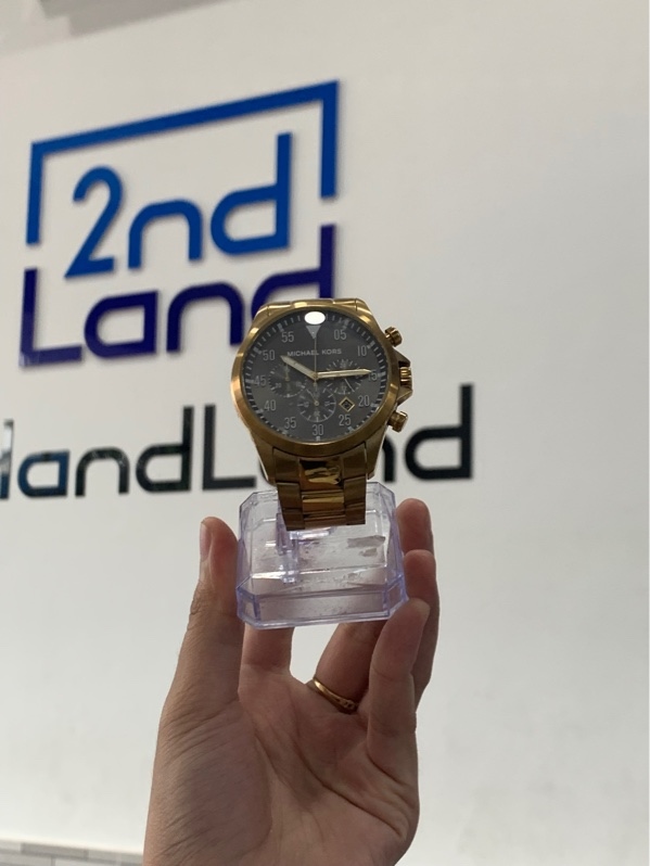 Đồng hồ Michael Kors MK8361 - Màu vàng - Ngoại hình: 97% - Màn trầy mèo - Body