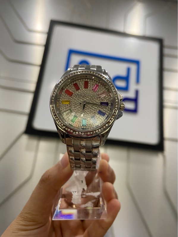 Đồng hồ Michael Kors Pilot Baguette Rainbow - MK7368 - 36mm - Màu bạc - Ngoại hình: 97.5% - Body