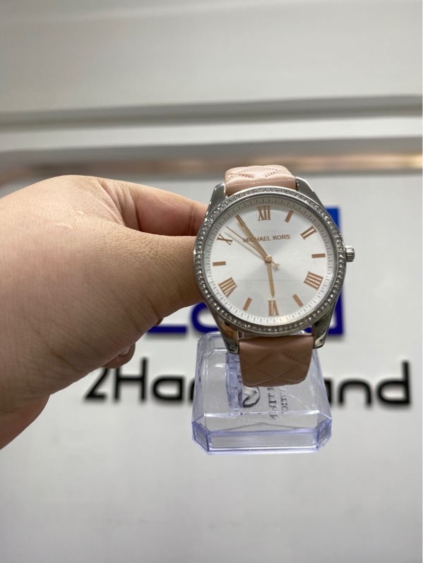 Đồng hồ Micheal Kors MK-2272 - 40mm - Màu bạc - Ngoại hình 98% - Body