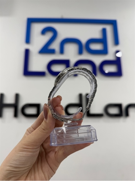 Đồng hồ Movado 01.3.14 1003 - Màu bạc - Ngoại hình 97% - Kính xước , lưng trầy , dây trầy nhiều - Body 1
