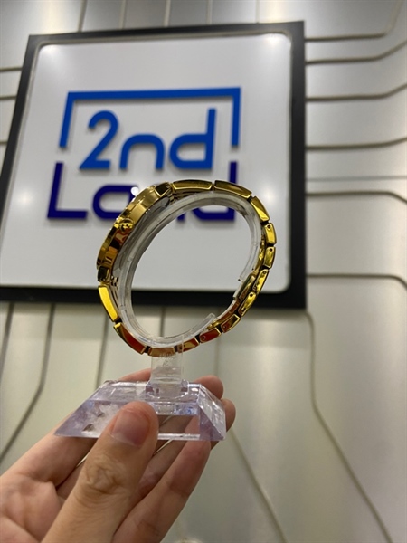 Đồng Hồ Movado Esperanza 0607059 - Màu vàng gold + đen - Ngoại hình: 98% - Body 2