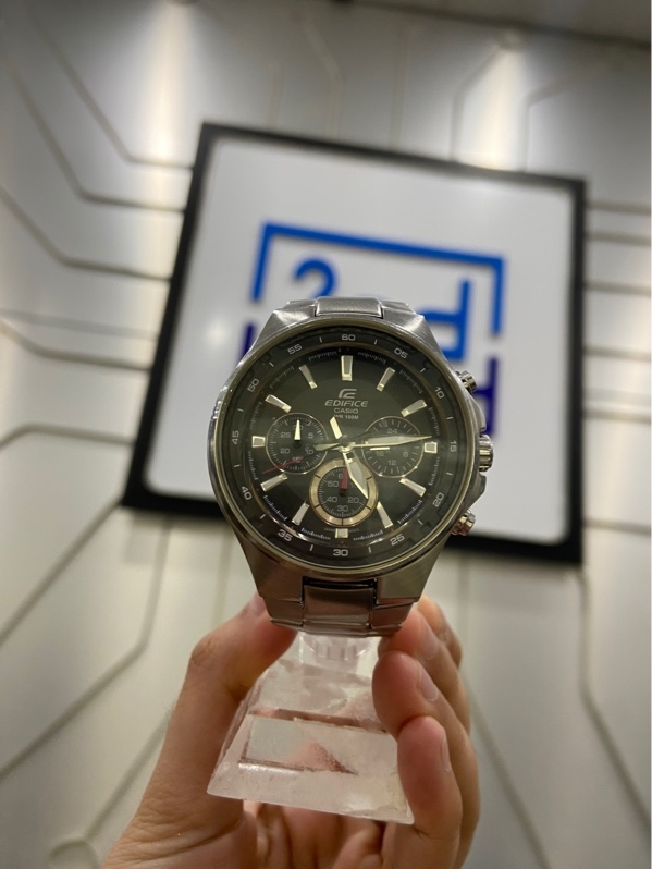 ĐỒNG HỒ NAM CASIO EDIFICE EF-562D-1AV - Size 40mm - Màu bạc - Ngoại hình: 98% - Body