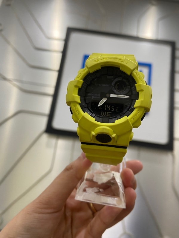 Đồng hồ nam Casio G-Shock G-Squad GBA-800-9ADR - 48mm - Màu xanh chuối - Ngoại hình: 97% - Body