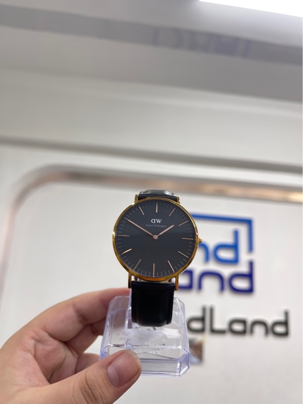 Đồng hồ nam Daniel Wellington Classic - 40mm - Màu vàng đen - Ngoại hình 98% - Body