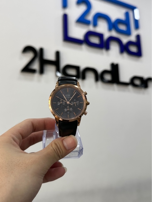 Đồng Hồ NAM Daniel Wellington ICONIC CHRONOGRAPH ST MAWES ARCTIC RG DW00100639 - 42mm - Màu đen - Ngoại hình 98% - Fullbox