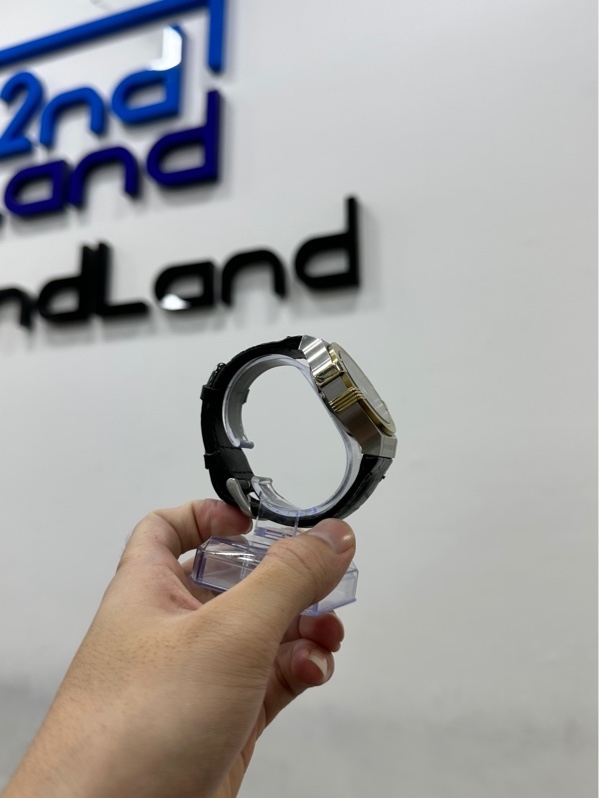 Đồng Hồ Nam Maserati Potenza R8821108011 - 42mm - Màu Đen Vàng - Ngoại hình 97% - Trầy xướt , đã thay dây - Kèm box xấu bong da nhiều