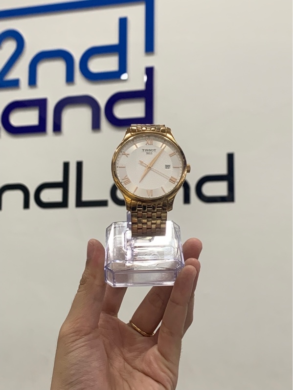 Đồng hồ nam Tissot T063610A - Màu vàng - Ngoại hình: 97% - Trầy body - Body