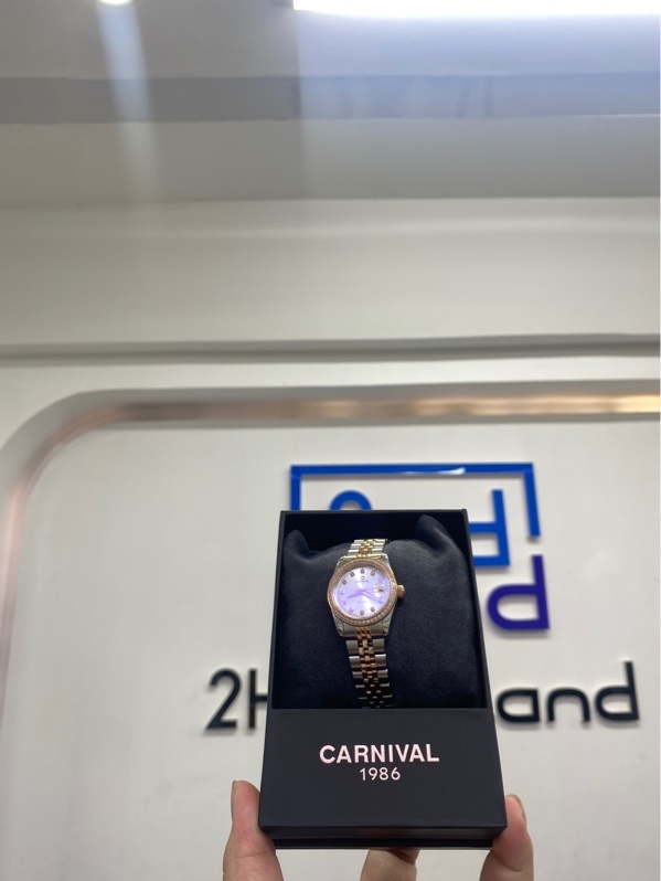 Đồng hồ nữ Carnival 8131L2 CH-T - 30mm - Màu bạc viền vàng - Ngoại hình 98% - Kèm box