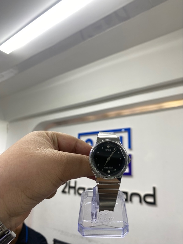 Đồng hồ nữ Casio MQ-1000D-1A - 34.9mm - Màu bạc - Ngoại hình 97.5% - Body