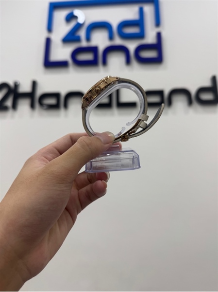 Đồng hồ nữ Citizen XC Eco-Drive CB1103-08A - 36mm - Màu gold dây trắng - Ngoại hình 97% - Body 2