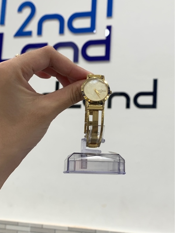 Đồng hồ nữ Le Chateau L52.230.04.7.1 - Màu vàng - Ngoại hình: 98% - Body