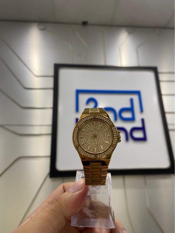 Đồng hồ nữ Michael Kors Lennox Three Hand Gold Dial Gold Watch MK7289 - 38mm - Màu đồng - Ngoại hình: 97% - Xướt mèo viền, dây đeo - Body