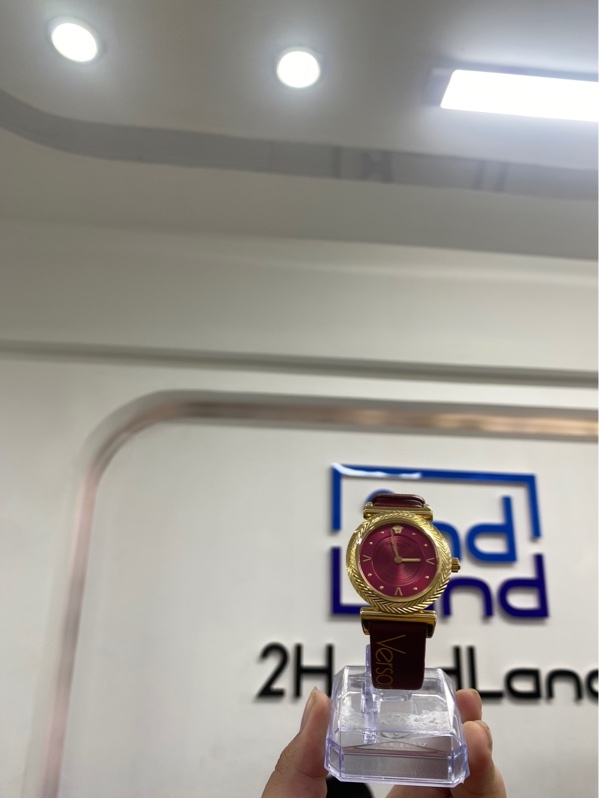 Đồng hồ nữ Versace V-Motif Vintage - Model VERE00418 - 35mm - Màu vàng mặt đỏ - Ngoại hình 98% - Kèm box