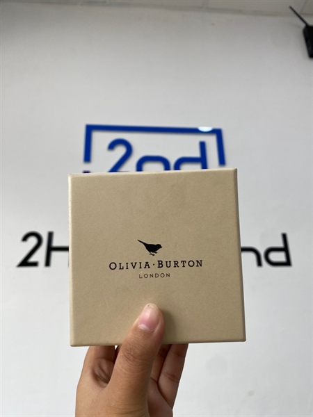 Đồng hồ Olivia Burtan 3D Butterfly - Màu vàng, mặt xám - 30mm - Ngoại hình 98% -Body