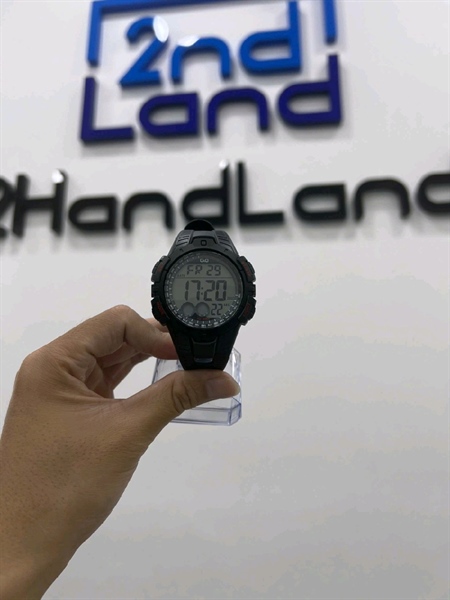 Đồng hồ Q&Q 46 mm Nam M190J002Y - Màu đen - Ngoại hình 97% - Kèm Box