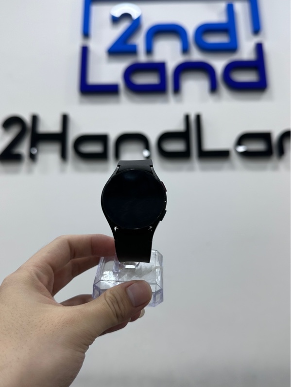 Đồng hồ Samsung Galaxy Watch 4 - 40mm - Màu đen - Ngoại hình 97.5% - Kèm sạc Linh kiện