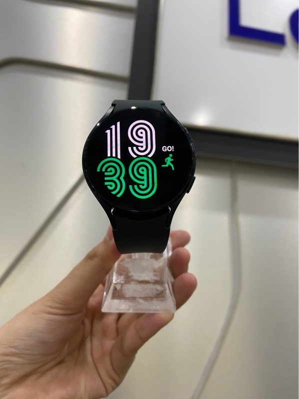 Đồng hồ Samsung Galaxy Watch 4 - 44mm - GPS - Màu xanh - Ngoại hình: 97% - FullBox