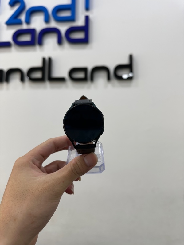 Đồng hồ Samsung Galaxy Watch 4/44mm - SM-R870 - Bản GPS - Màu xanh - Ngoại hình 97% - Trầy cấn - Kèm dây sạc xấu