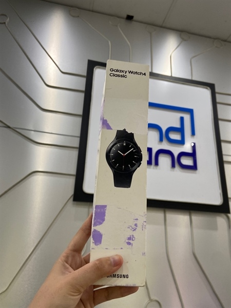 Đồng hồ Samsung Galaxy Watch 4 Classic/46mm - SM-R895F - LTE - Màu đen - Ngoại hình: 97% - Kèm sạc