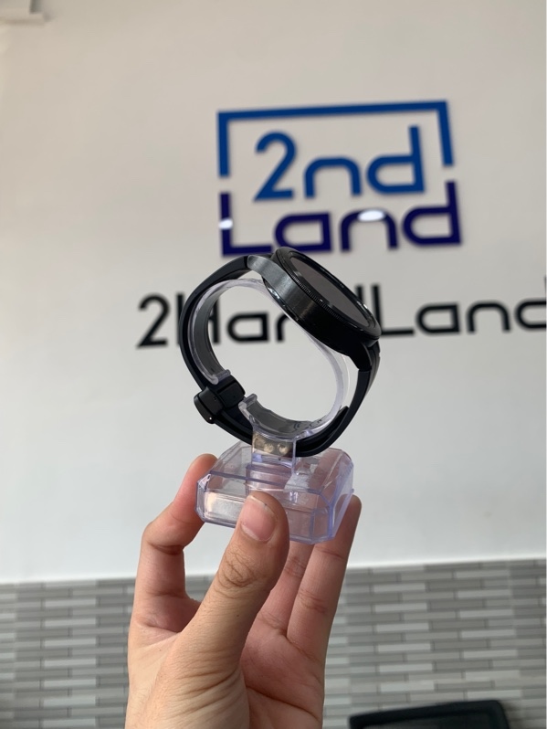 Đồng hồ Samsung Galaxy Watch 4 Classic - Màu đen - Ngoại hình: 98% - Box + sạc