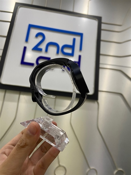 Đồng hồ Samsung Galaxy Watch 6/40mm - GPS - Màu đen - Ngoại hình: 98% - Chết 1 điểm pixel - Kèm sạc 1