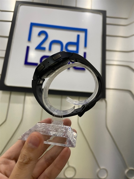 Đồng hồ Samsung Galaxy Watch 6/40mm - GPS - Màu đen - Ngoại hình: 98% - Chết 1 điểm pixel - Kèm sạc 2