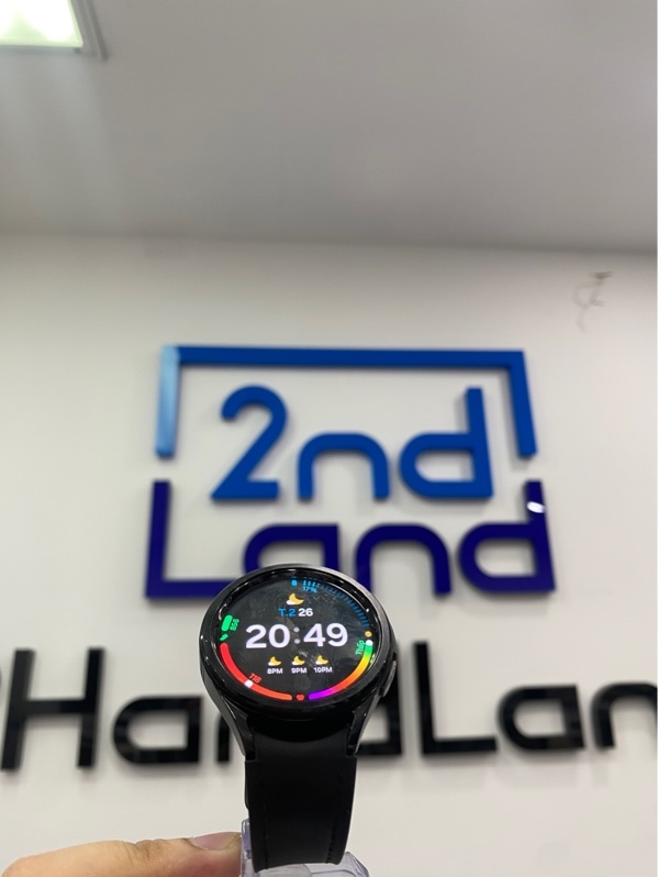Đồng hồ Samsung Galaxy Watch 6 - Màu đen - Ngoại hình: 97% - Trầy xước, màn trầy nhẹ - Kèm Box - Sạc