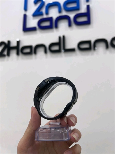 Đồng hồ Samsung Galaxy Watch 6 - Model:SM-R930 - 40mm - Ram 2/16GB - GPS - Màu đen - Ngoại hình 97% - Kèm sạc 2