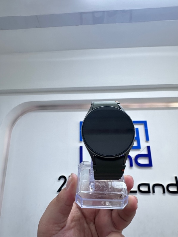 Đồng hồ Samsung Galaxy Watch 7 - 40mm - Màu bạc - Ngoại hình 97% - Kèm sạc, box