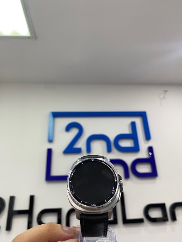 Đồng hồ Samsung Galaxy Watch 8 Classic - 46mm - GPS - 64GB - Màu bạc - Ngoại hình: 98% - Kèm sạc