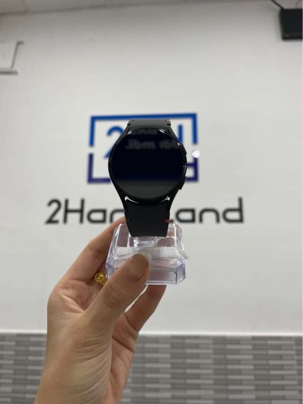 Đồng hồ Samsung Galaxy Watch FE - 40mm - GPS - Màu đen - Ngoại hình: 98% - Màn xước - Kèm sạc