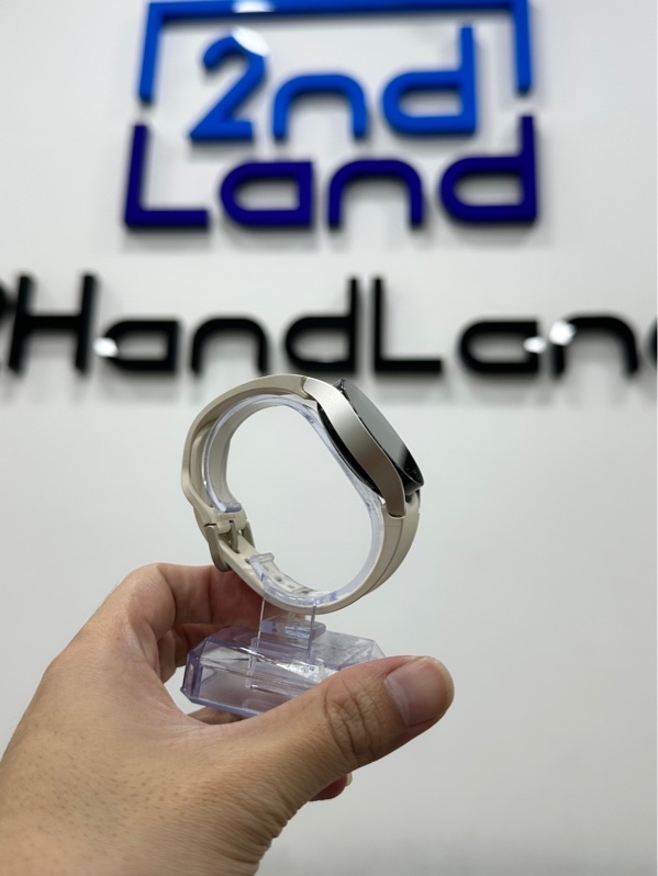 Đồng hồ Samsung Galaxy Watch6/40mm - Bản GPS - Màu vàng - Ngoại hình 98% - Fullbox