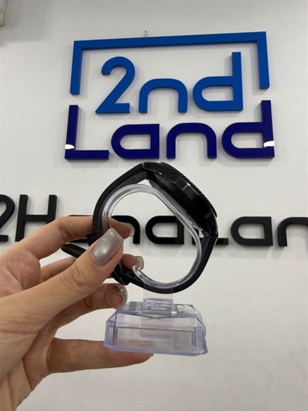 Đồng hồ Samsung Gear S3 Frontier (SM-R760) - Màu đen - Ngoại hình 97% - Trầy xước , nứt nút nhẹ - Kèm sạc 2
